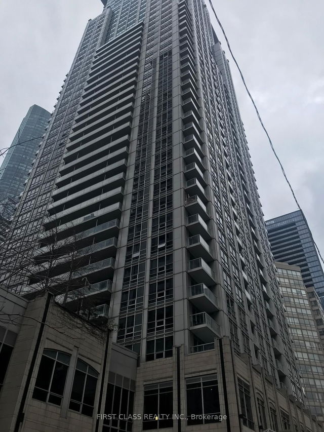 607 - 761 Bay Street