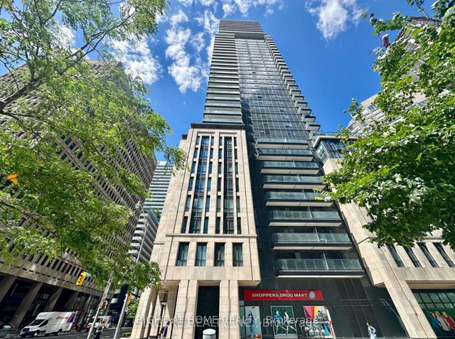 #1616 - 955 Bay Street