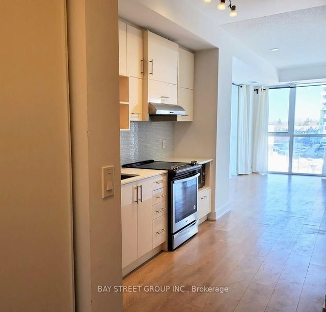 311 - 150 Fairview Mall Drive