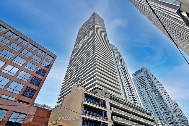 5505 - 2221 Yonge Street