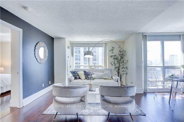 3408 - 763 Bay Street