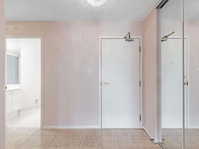 Unit 802 — 10 Tichester Rd, Toronto - Forest Hill South image-0-2