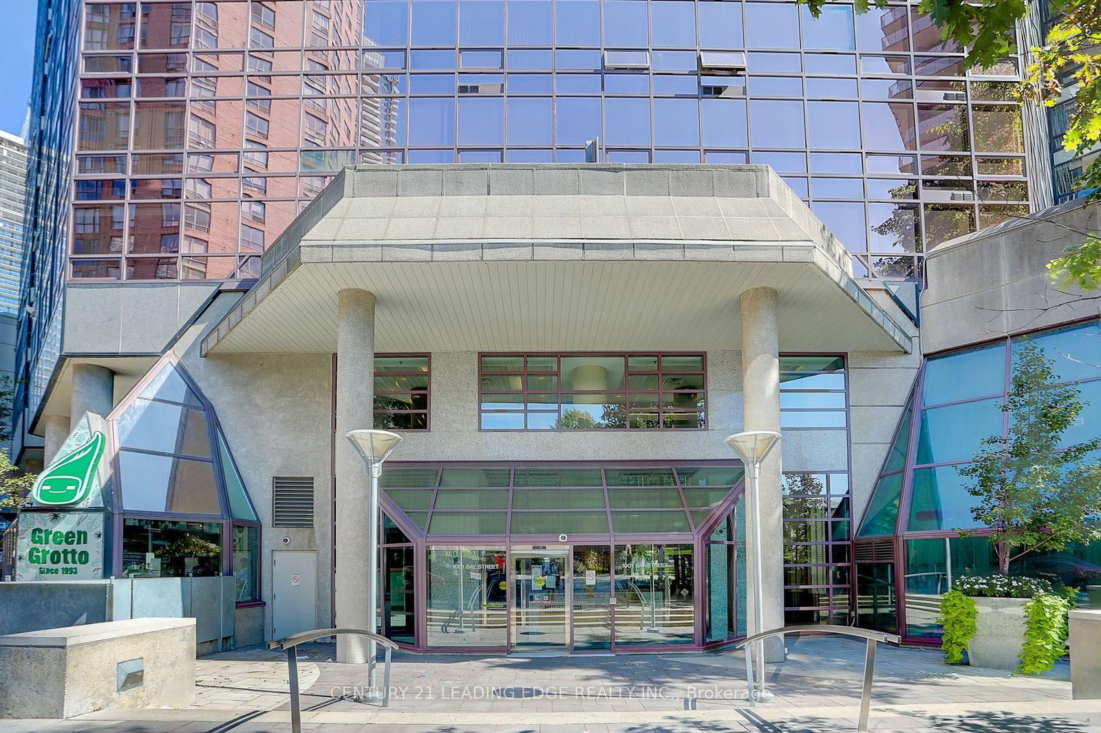 Condo for sale at 514-1001 Bay Street, Toronto, Bay Street Corridor, M5S 3A6 - MLS: C12222869