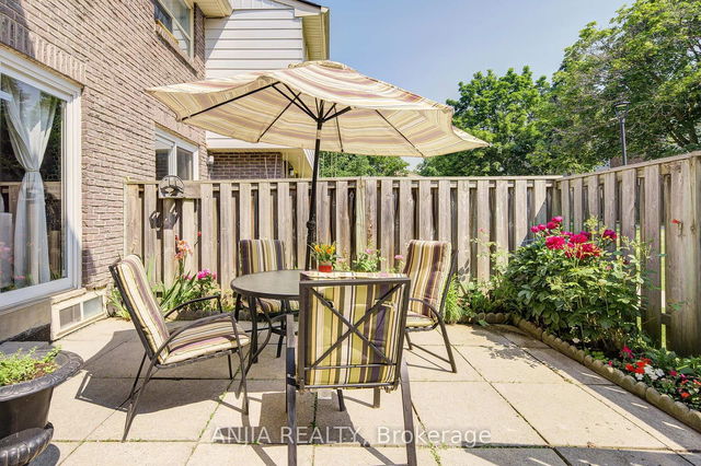 95 Rock Fern Way