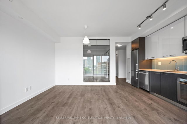 707 - 109 Vaughan Road