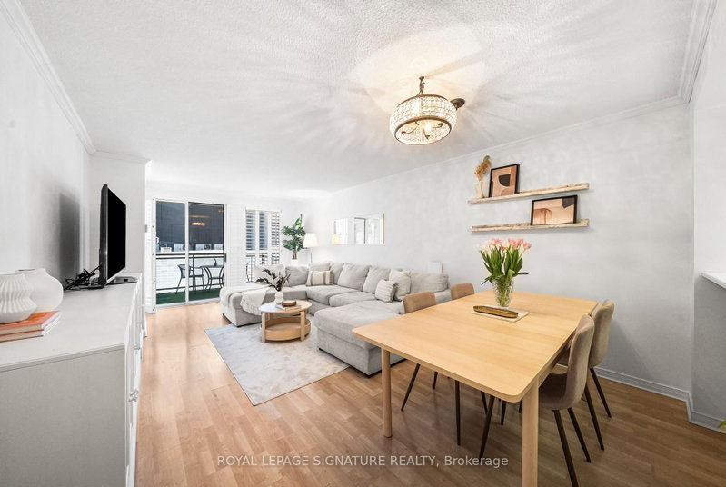 Unit 206 — 18 Hollywood Avenue, Toronto