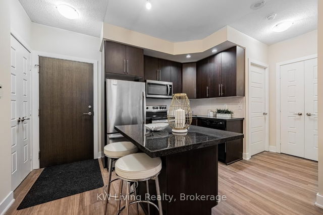 3001 - 28 Linden Street