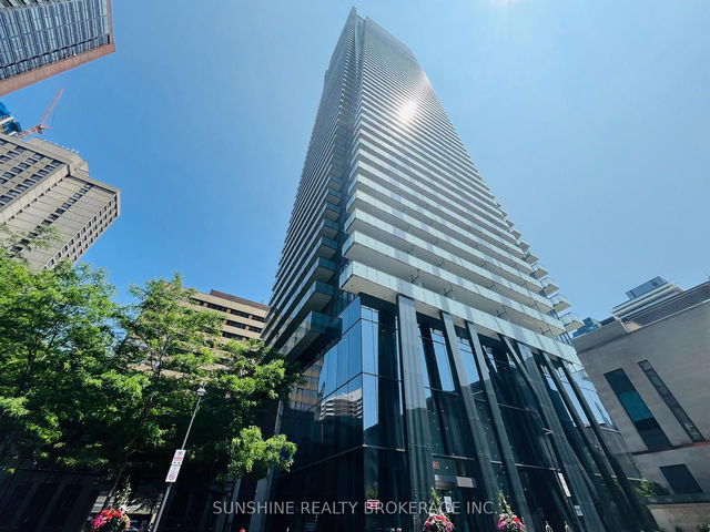 5208 - 1080 Bay Street