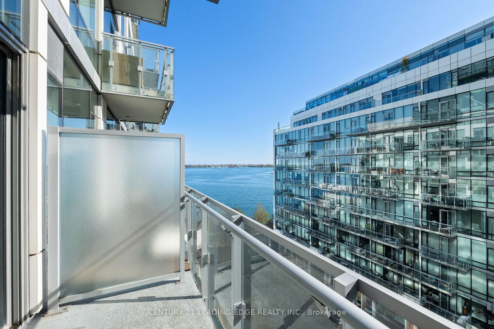 Condo for sale at 828-39 Queens Quay, Toronto, Waterfront Communities C1, M5E 0A5 - MLS: C12223506