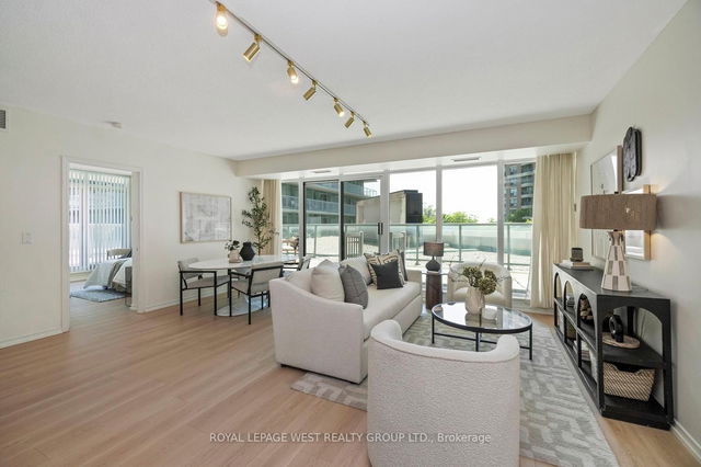 202 - 5508 Yonge Street
