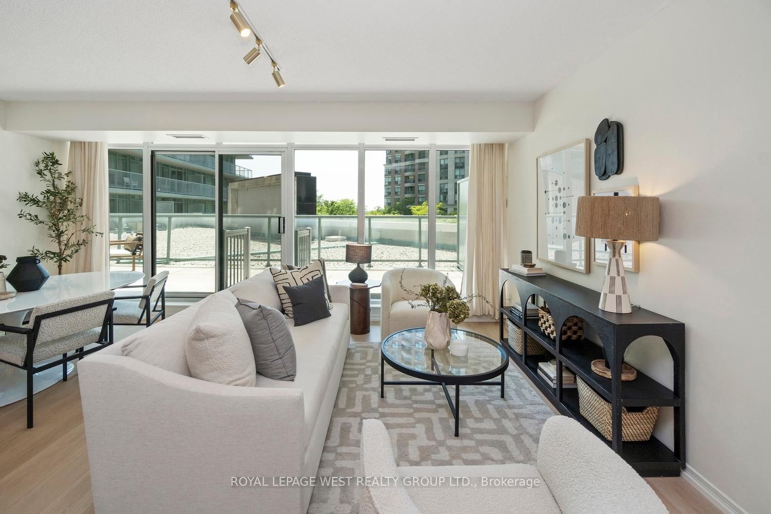 Condo for sale at 202-5508 Yonge Street, Toronto, Willowdale West, M2N 7L2 - MLS: C12223663