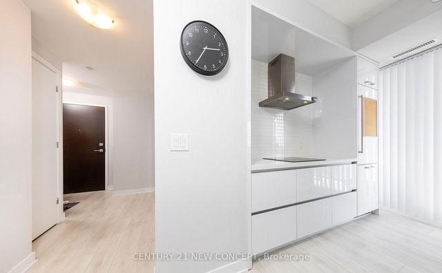 1408 - 2221 Yonge Street