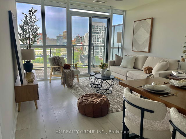 1201 - 169 Fort York Boulevard