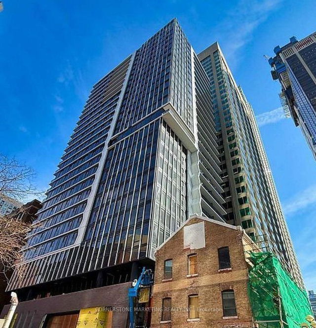 2705 - 771 Yonge Street