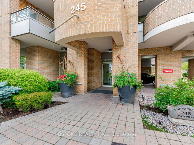 208 - 245 Davisville Avenue