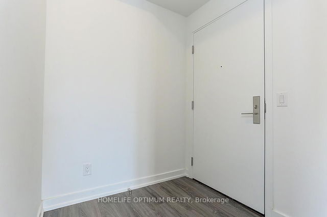 2415 - 20 Edward Street