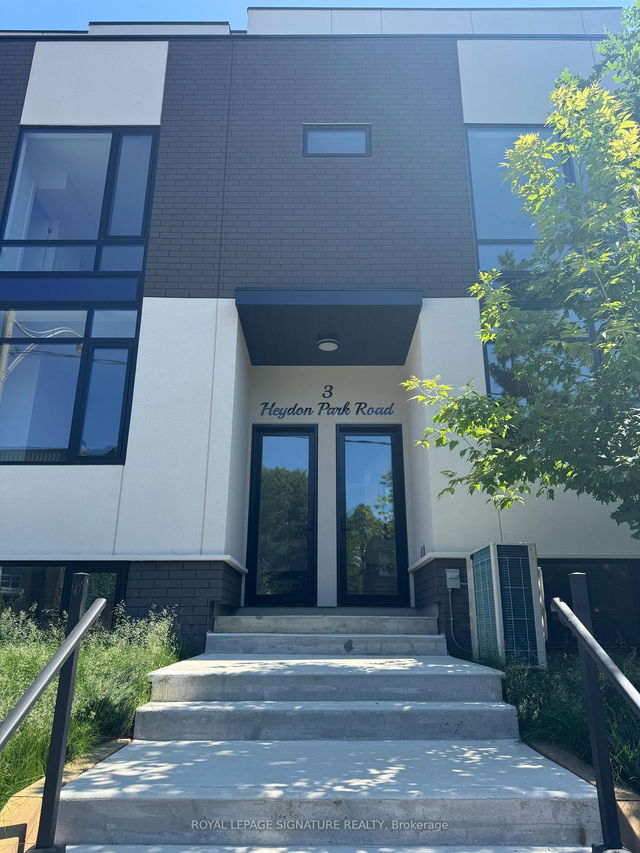 Main/Upper - 3 Heydon Park Road