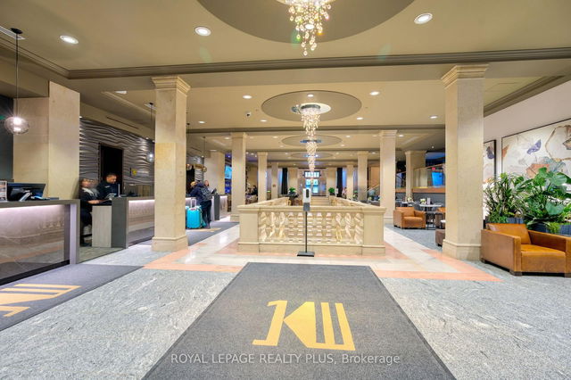 1706 - 1 King Street W