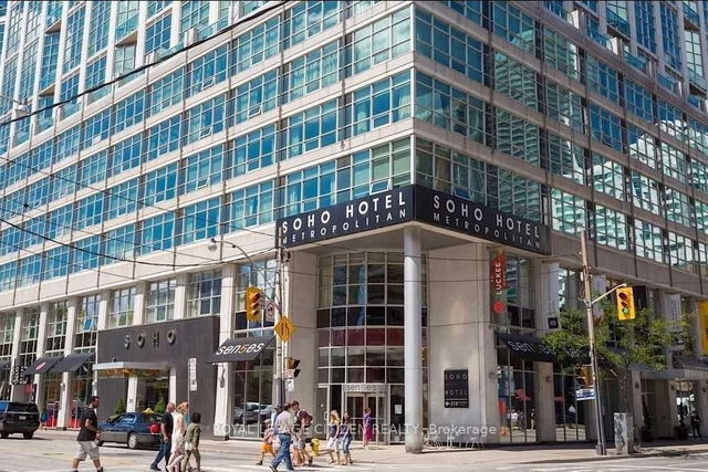 317 - 350 Wellington Street W