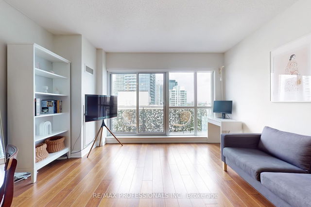 1301 - 83 Redpath Avenue