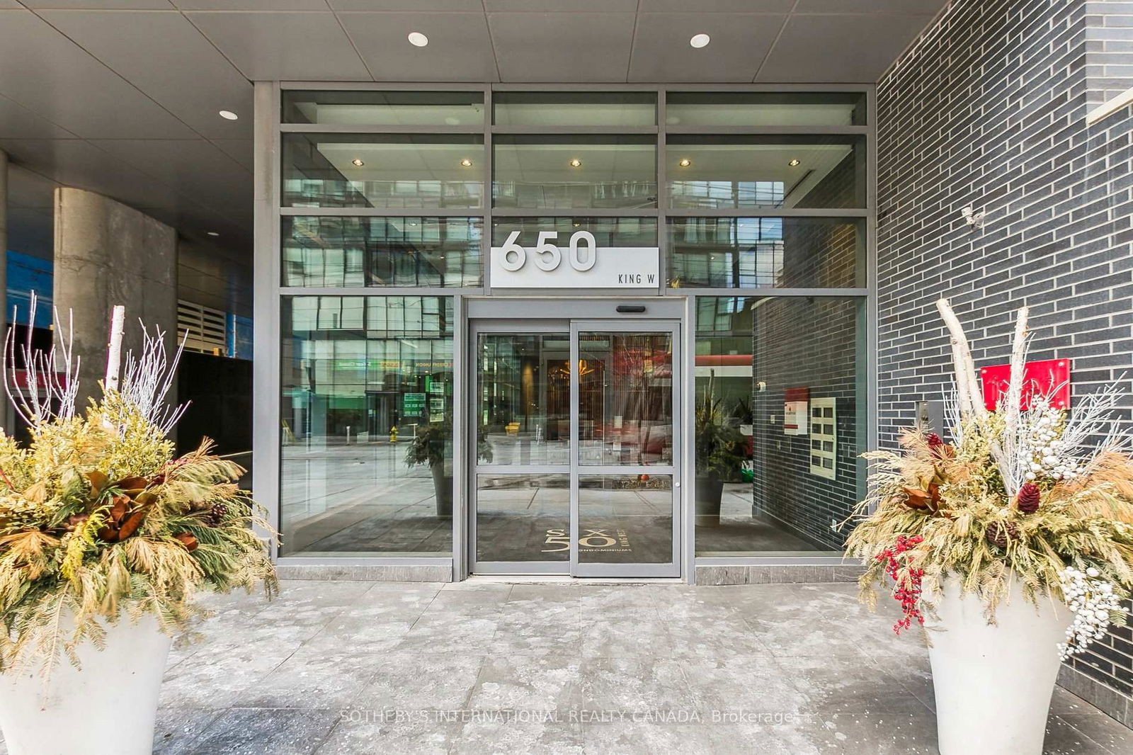 Condo for sale at 613-650 King Street, Toronto, Waterfront Communities C1, M5V 0H6 - MLS: C12224433
