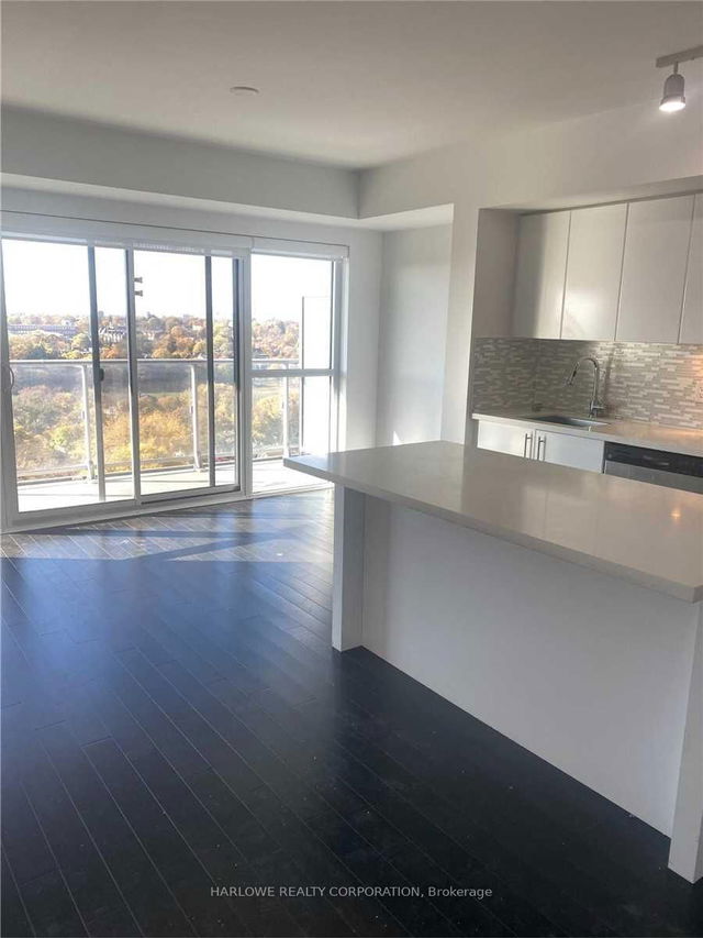 1510 - 58 Orchard View Boulevard