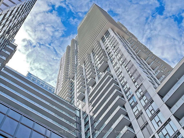 1205 - 251 Jarvis Street