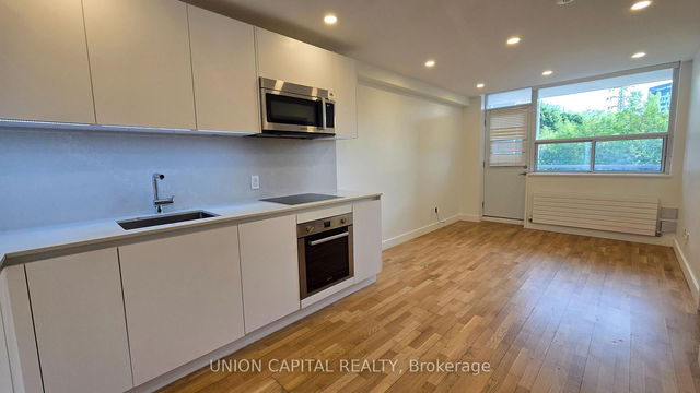 203 - 230 Oak Street