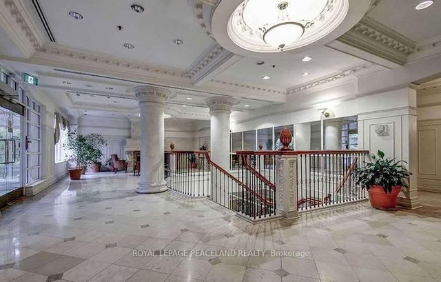 218 - 18 Sommerset Way