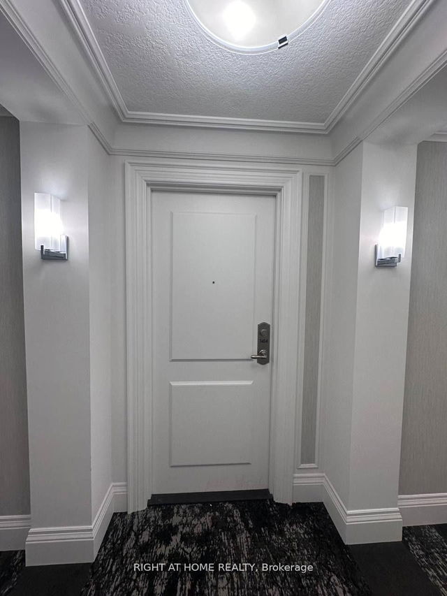 1414 - 15 Greenview Avenue