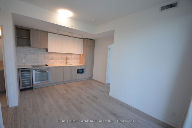 1616 - 2020 Bathurst Street