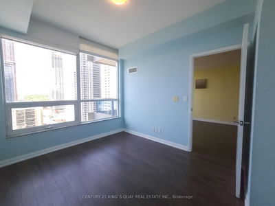 Unit 1601 — 500 Sherbourne St, Toronto - North St. James Town image-0-4