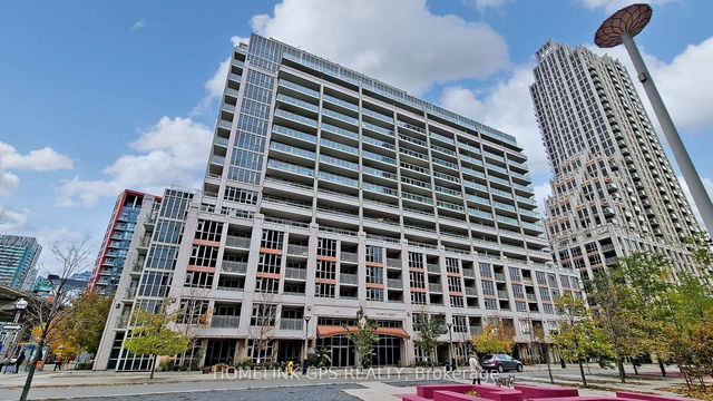 1814 - 35 Bastion Street
