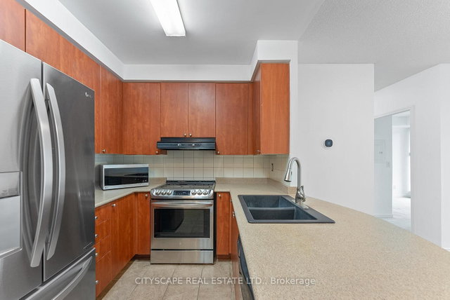202 - 5500 Yonge Street