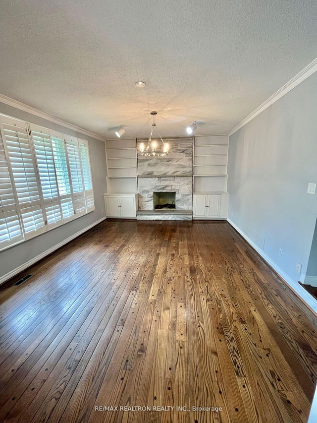 23 Lawnview Drive