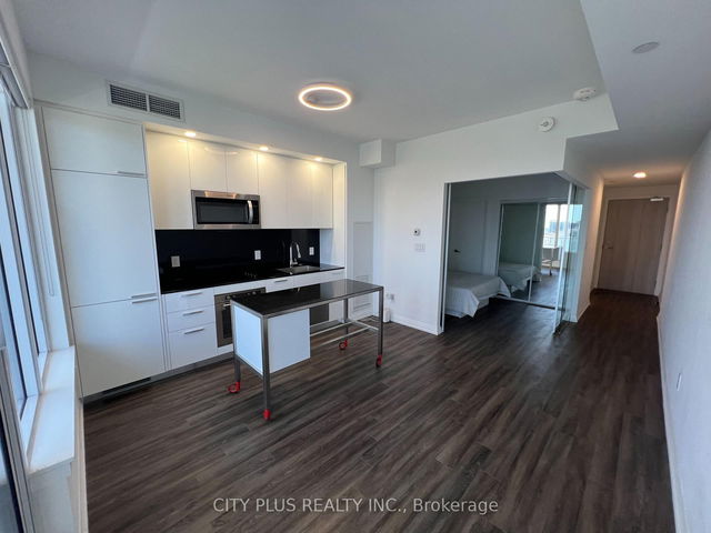 2105 - 75 Canterbury Place