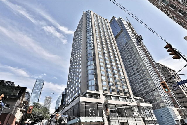 1914 - 155 Yorkville Avenue