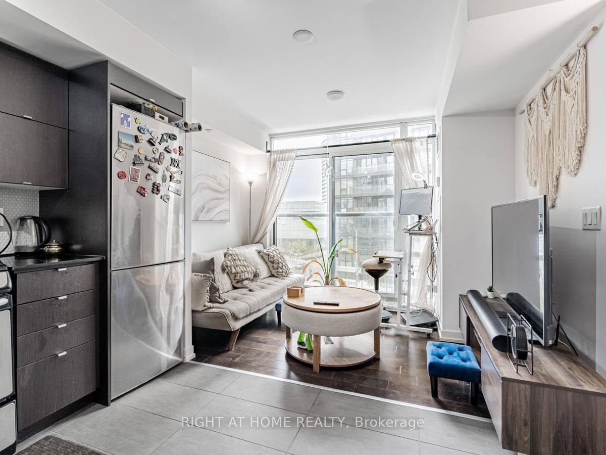 Condo for sale at 310-170 Fort York Boulevard, Toronto, Waterfront Communities C1, M5V 0E6 - MLS: C12226335