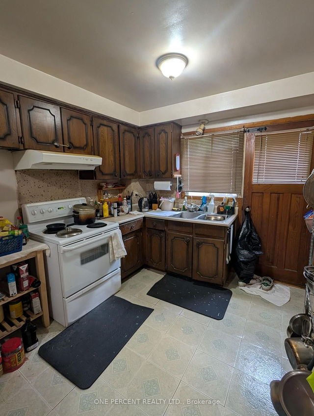 87 Lippincott Street