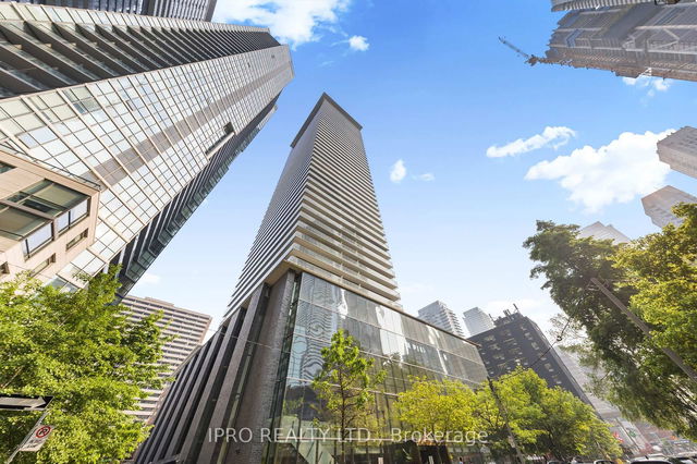 3903 - 33 Charles Street E