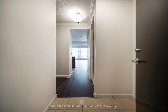 1406 - 8 York Street
