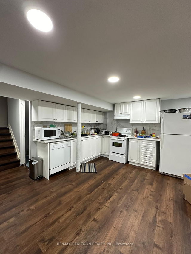 BSMT - 45 Baroness Crescent