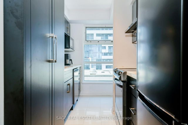 1405 - 50 Lombard Street