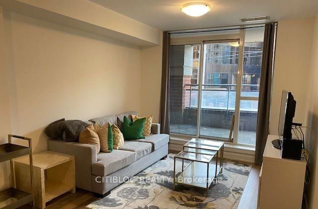 M3 - 255 Richmond Street E