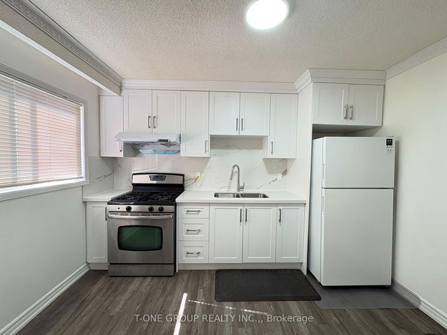 main floor - 34 Navaho Drive