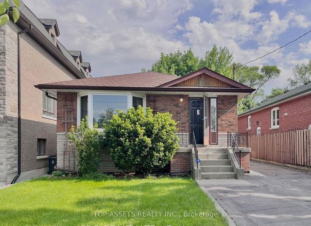 167 Churchill Avenue