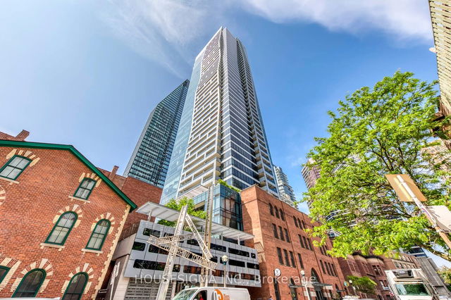 1602 - 5 St Joseph Street