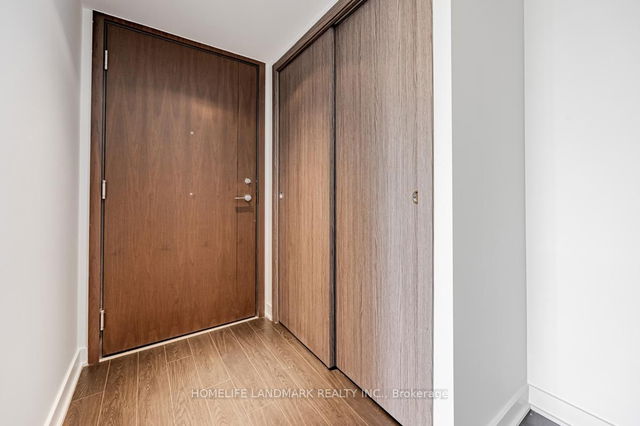 1501 - 17 Bathurst Street