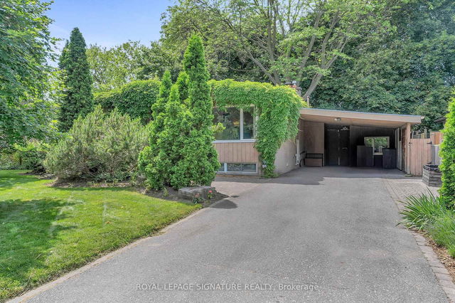 14 Groveland Crescent