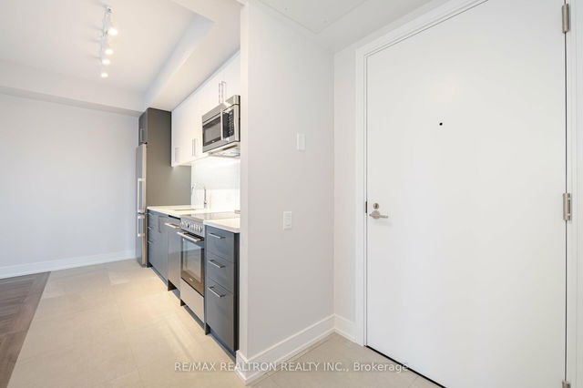 510 - 2525 Bathurst Street
